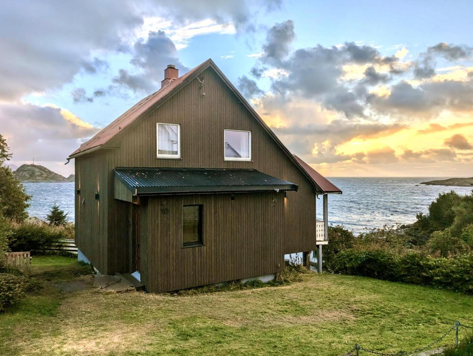 House By The Sea Reine, Lofoten Exterior foto